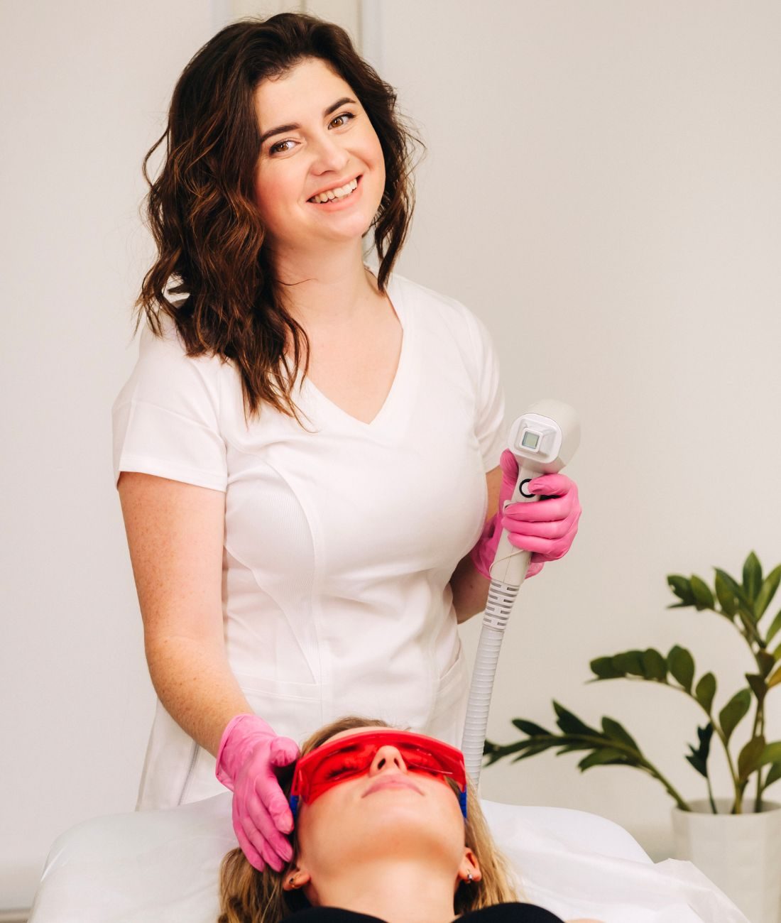 Why Choose Us as the Best Dermatologist in Doha, Qatar